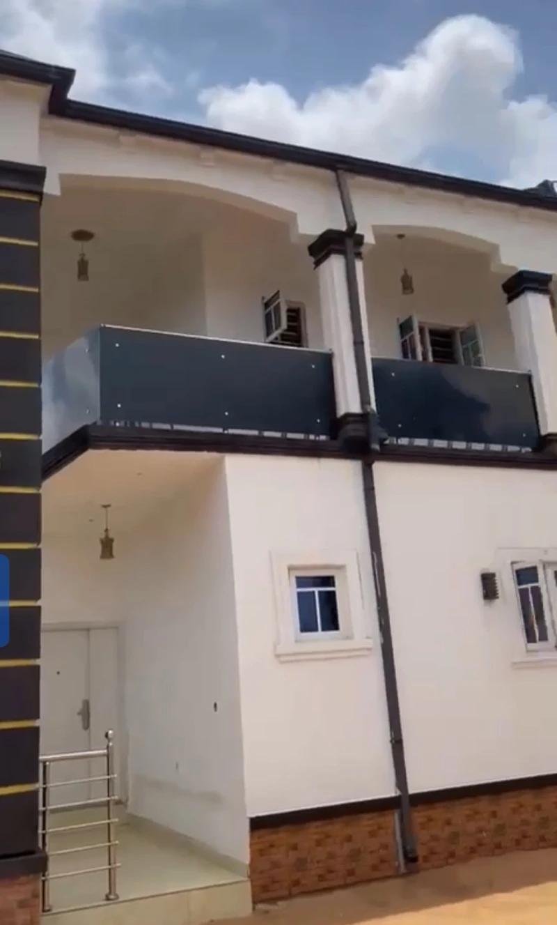4 Bedroom Flat for Sale in Across maria ba bangida, Delta cover picture