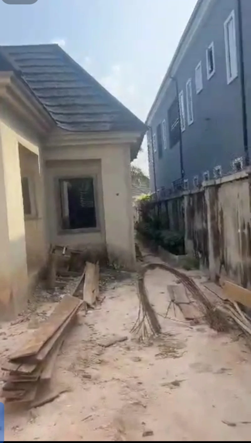 4 Bedroom Flat for Sale in Commissioner road, Delta cover picture