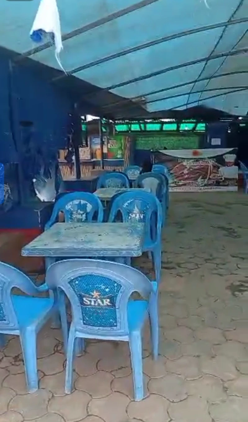 Store for Rent in inter bau very close to ShopRite, Delta