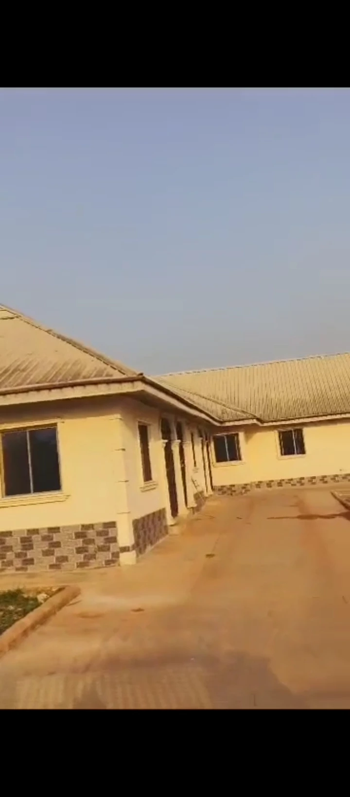 3 Bedroom Flat for Sale in Isihor, Edo - Image 5