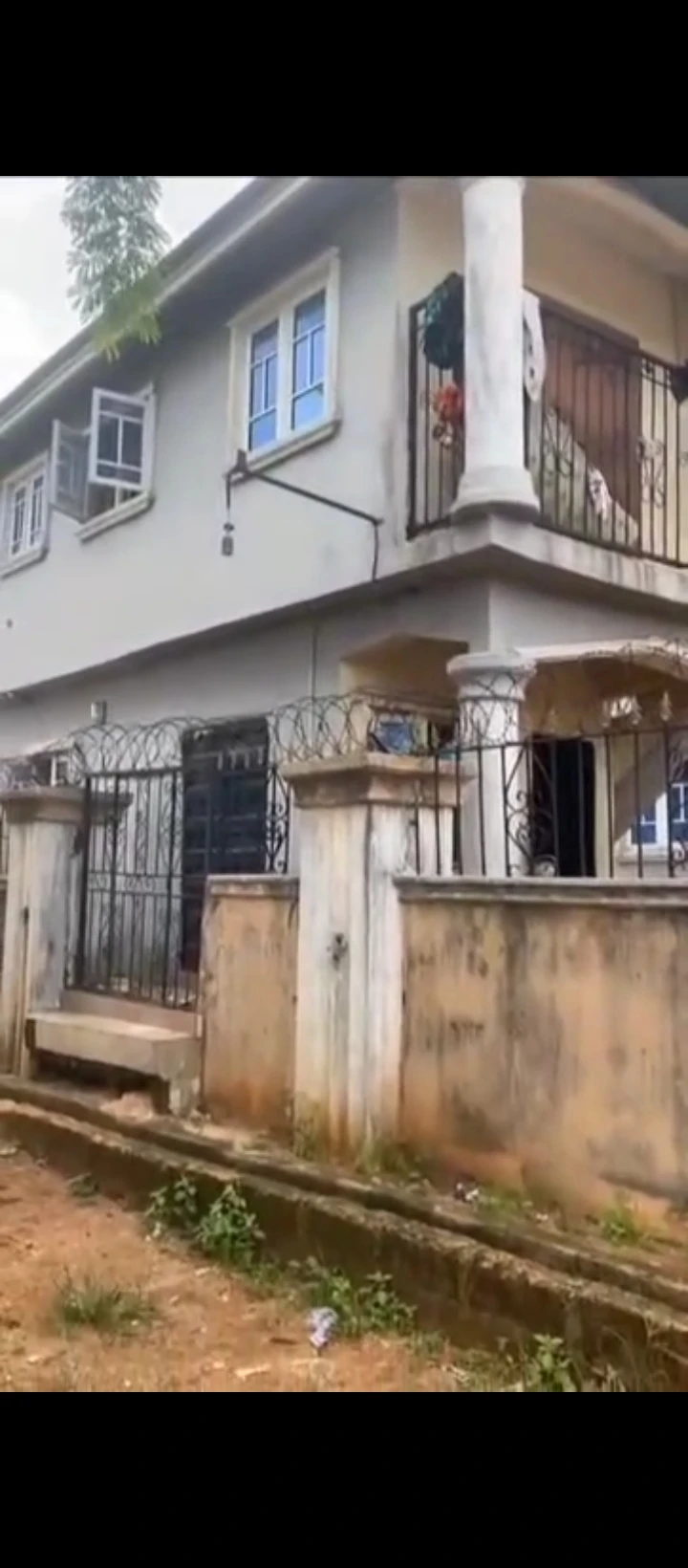 2 Bedroom Flat for Sale in Ugbor ogunwemnyi, Edo - Image 4