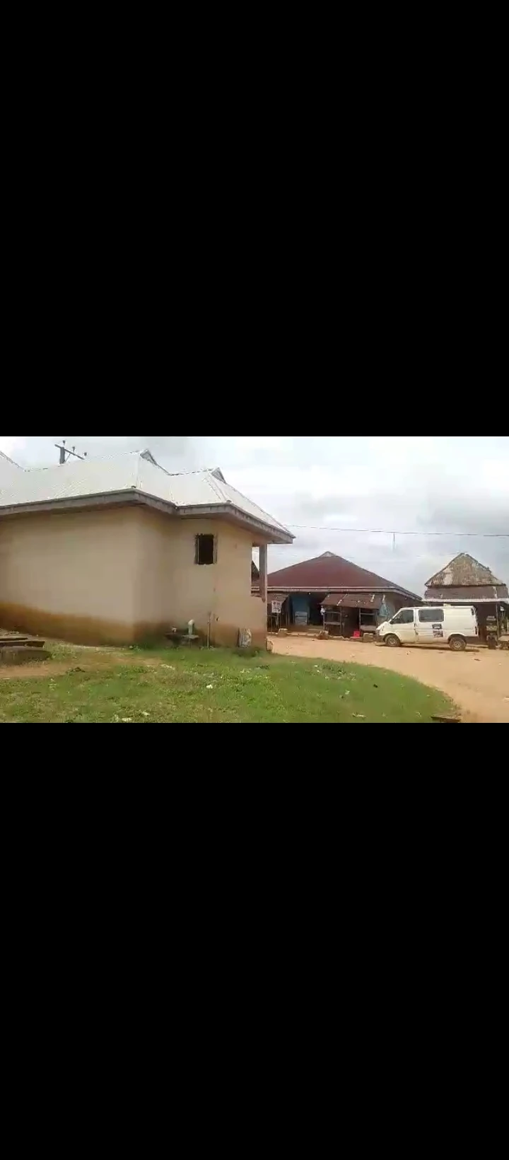 3 Bedroom Flat for Sale in Egba, Edo - Image 1
