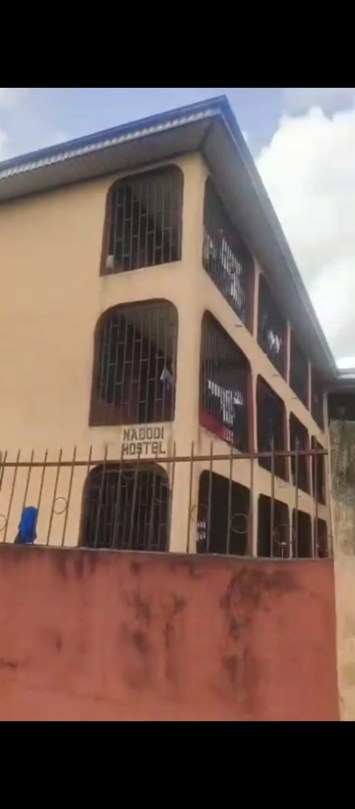 Hostel for Sale in Ekosoden, Edo - Image 2