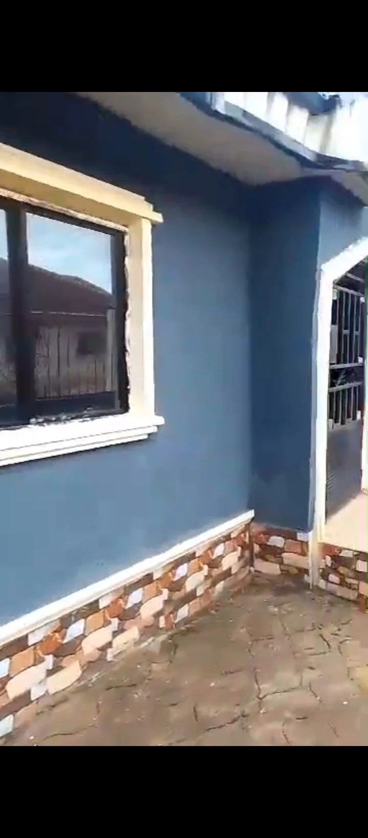 1 Bedroom Flat for Sale in Idokpa, Edo - Image 4