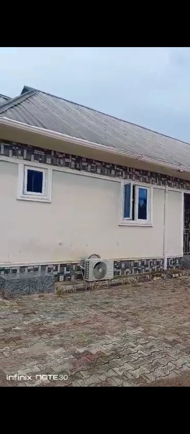 3 Bedroom Flat for Sale in Obagie sapele road, Edo - Image 4