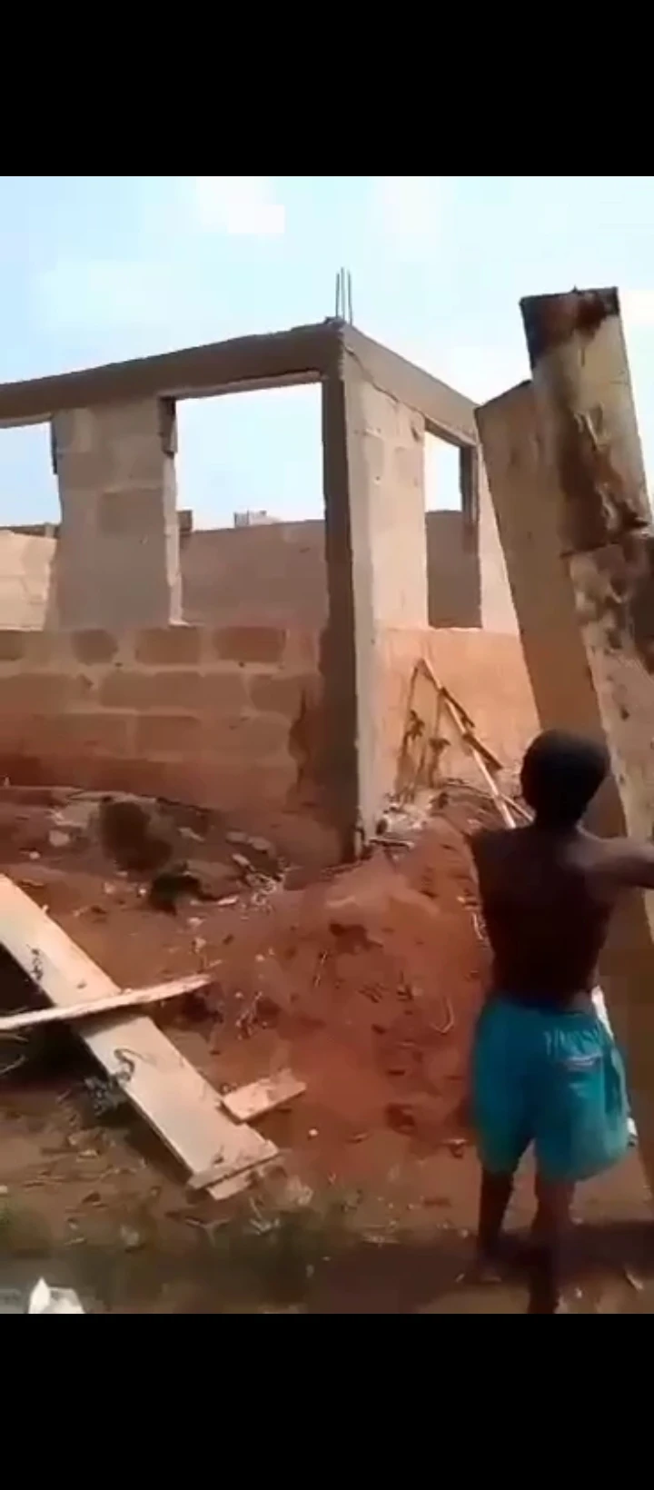 Uncompleted Building for Sale in Uteh, Edo - Image 4