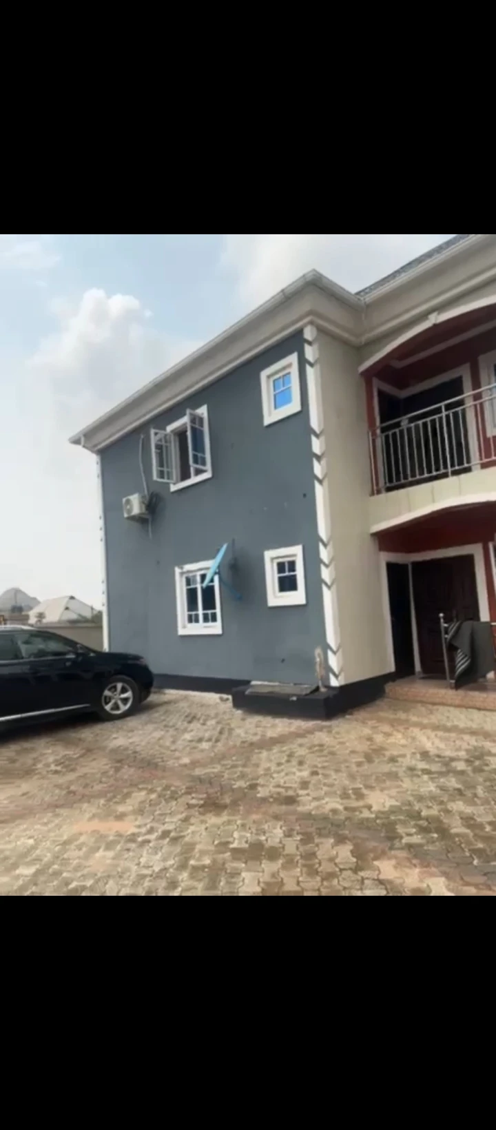 3 Bedroom Flat for Sale in Ogunwemnyi, Edo - Image 5