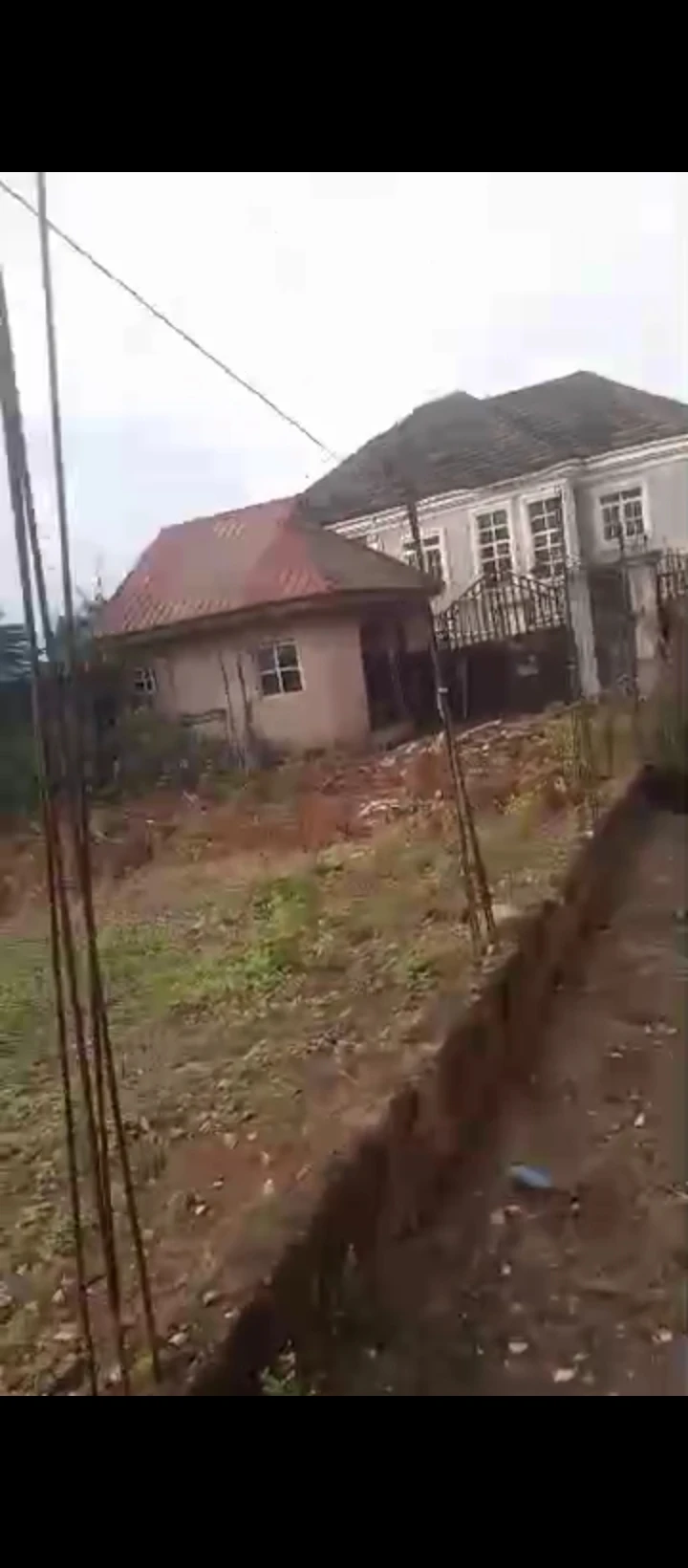 3 Bedroom Flat for Sale in MTN mask, Edo - Image 1
