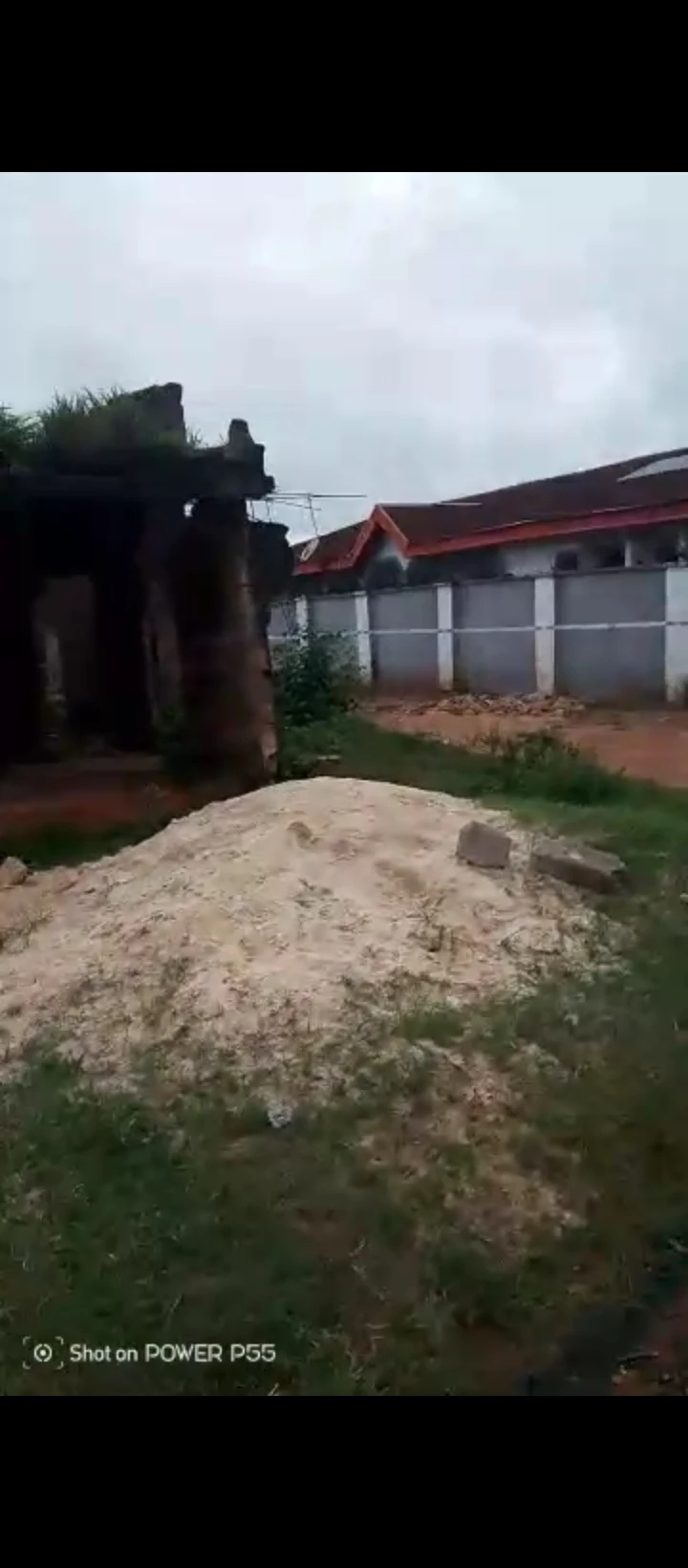 Uncompleted Building for Sale in Sapele road, Edo - Image 3