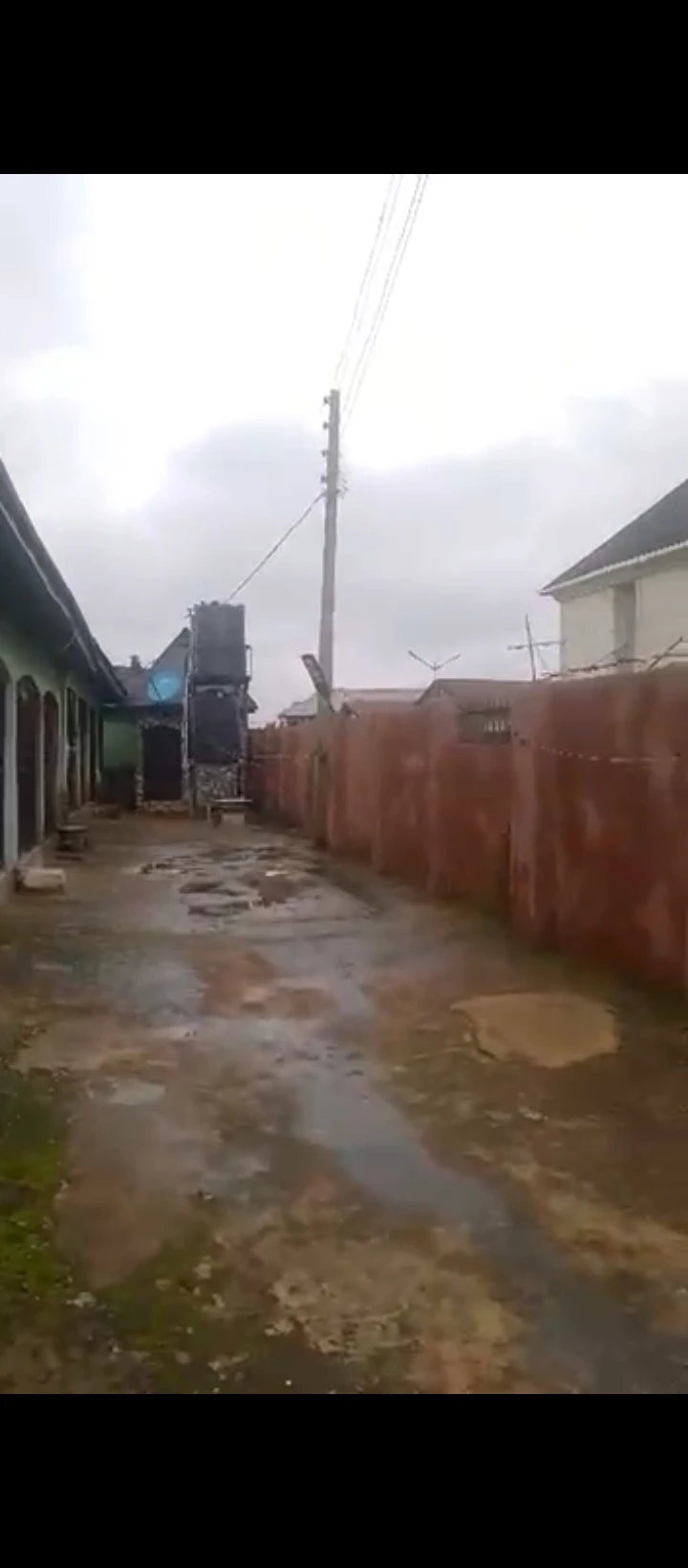 1 Bedroom Flat for Sale in Eyaen, Edo - Image 4