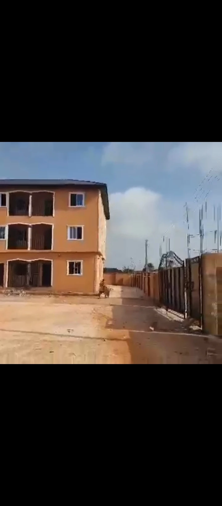 2 Bedroom Flat for Sale in Ogheghe sapele road, Edo - Image 1