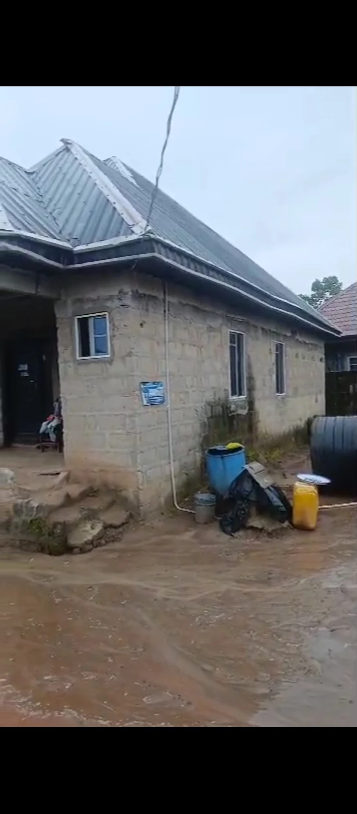 Bungalow for Sale in Arougba airport road, Edo - Image 3