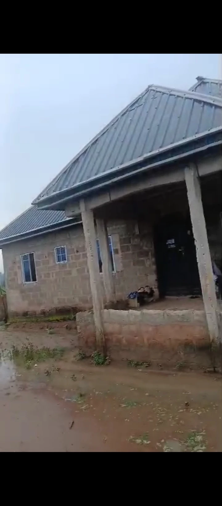 Bungalow for Sale in Arougba airport road, Edo - Image 5