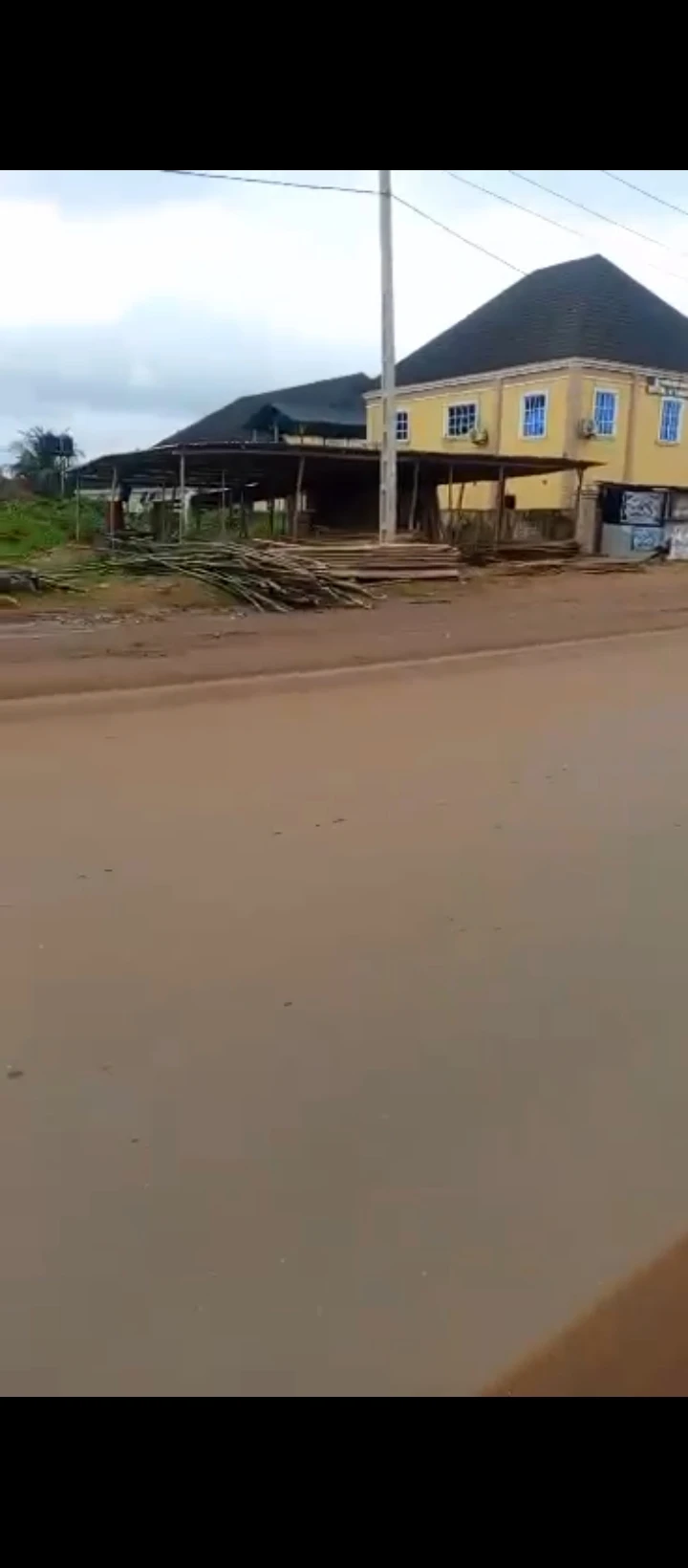 Land for Sale in Upper ekehuan road, Edo - Image 4