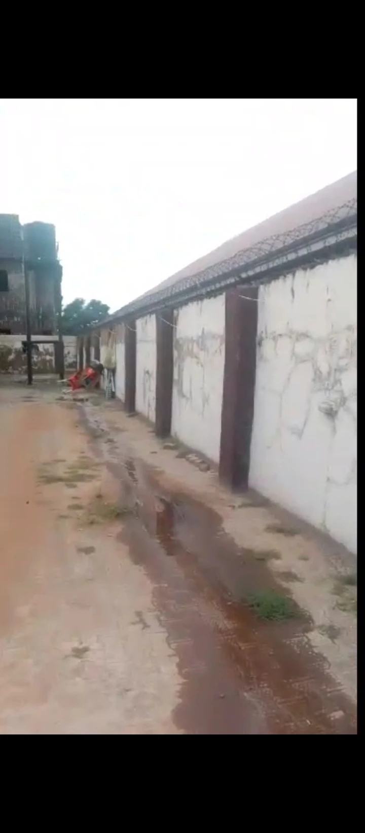 1 Bedroom Flat for Sale in Okagbare, Edo - Image 4