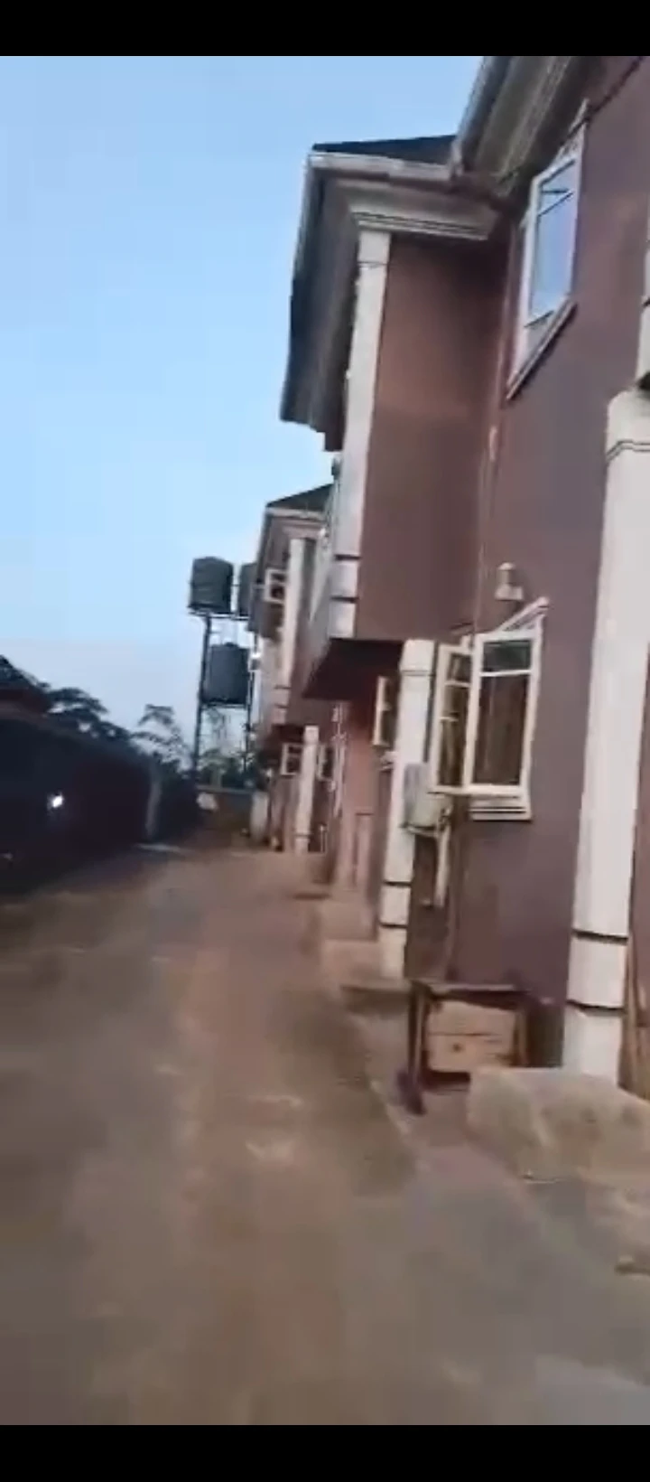 2 Bedroom Flat for Sale in Evboraria sapele road, Edo - Image 6