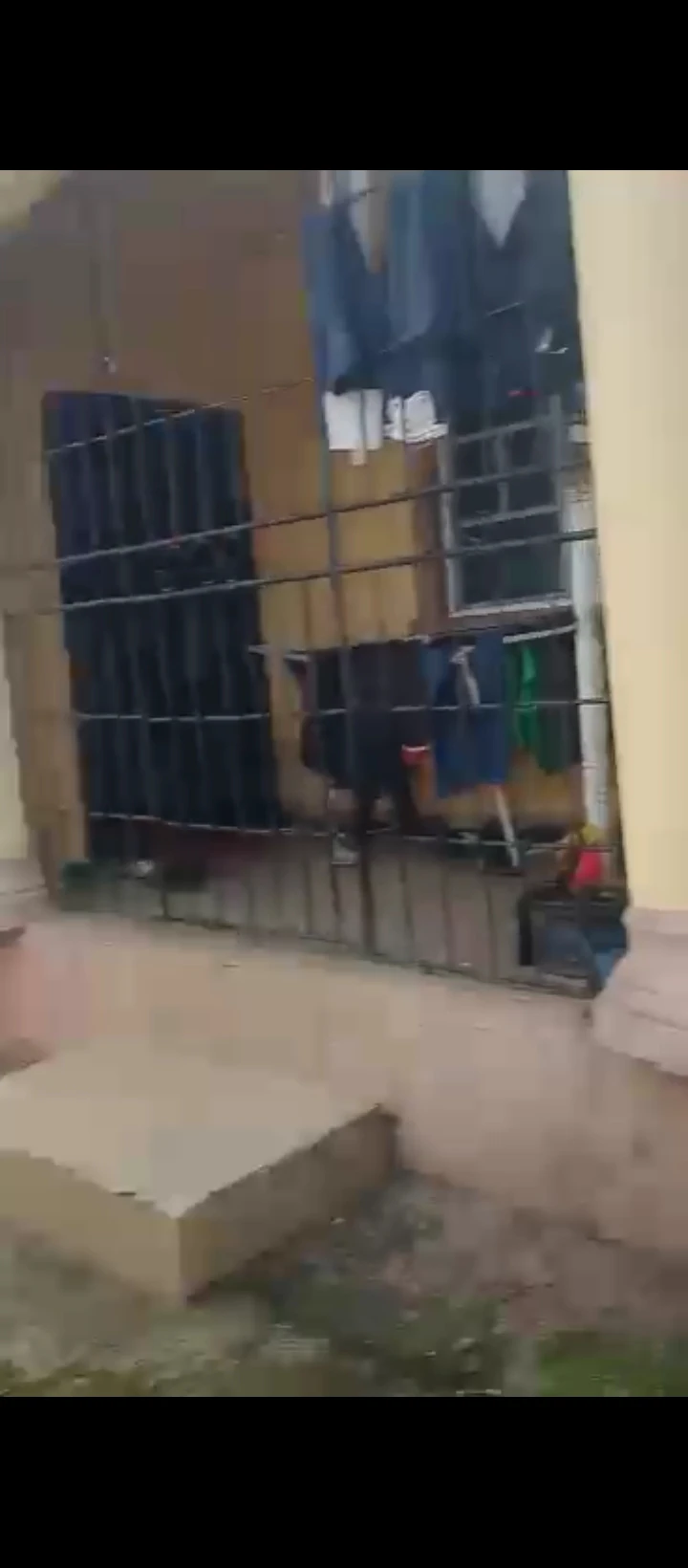 3 Bedroom Flat for Sale in Ogunwemnyi/ugbor, Edo - Image 1
