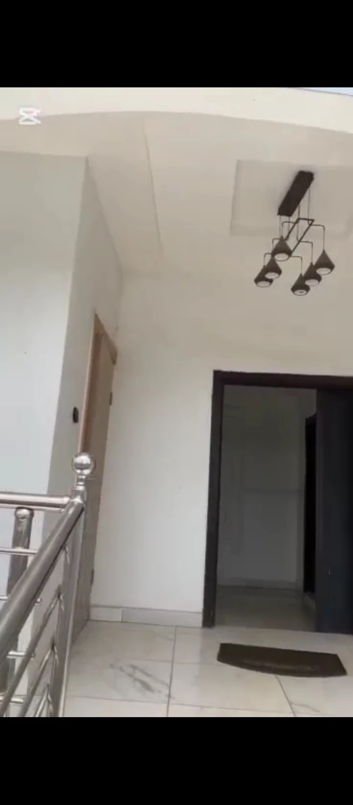 3 Bedroom Flat for Sale in Evbhuku sapele road, Edo - Image 5