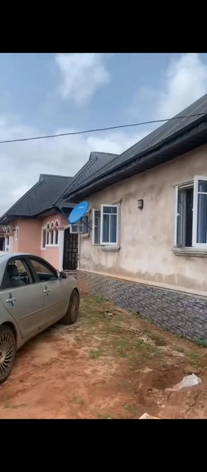 2 Bedroom Flat for Sale in Egor, Edo - Image 4