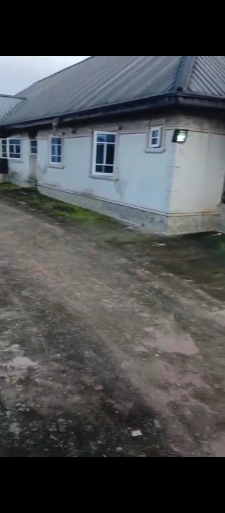 3 Bedroom Flat for Sale in Okagbare sapale road, Edo - Image 5