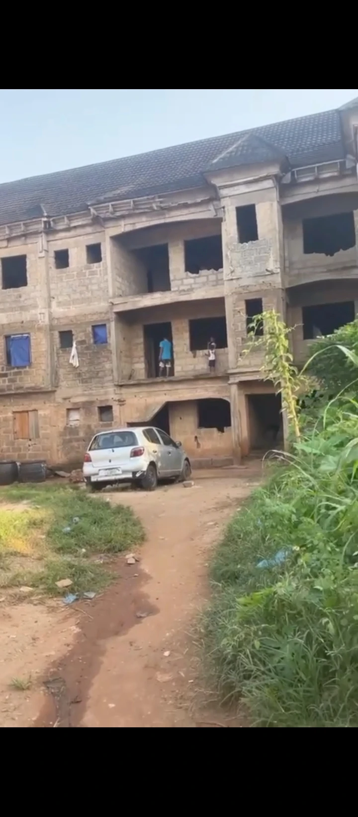Uncompleted Building for Sale in Central road, Edo - Image 1