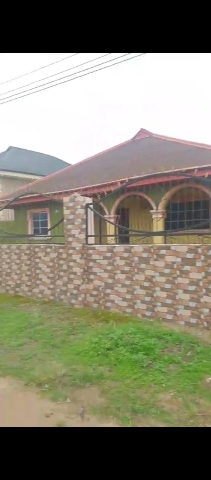 3 Bedroom Flat for Sale in Ugbowo, Edo - Image 4