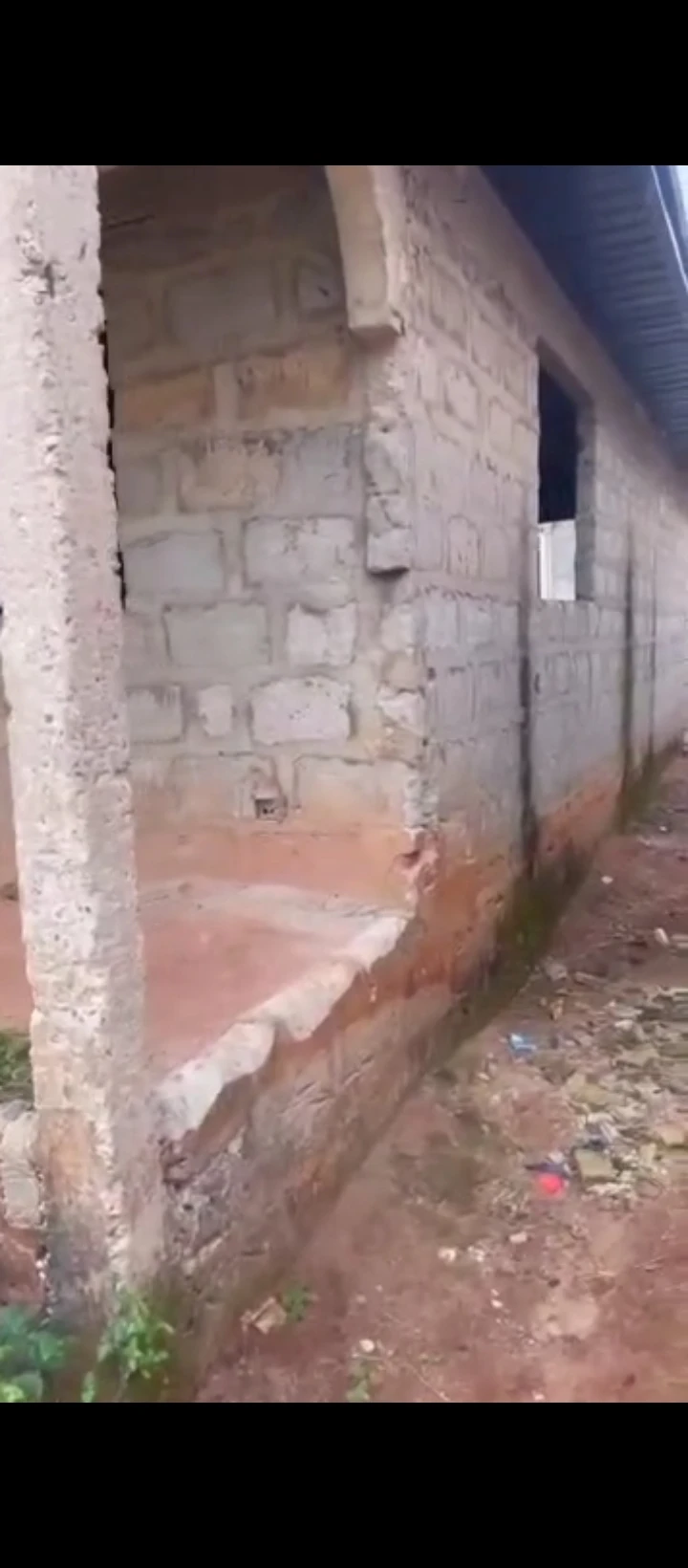 Uncompleted Building for Sale in Isihor, Edo - Image 5