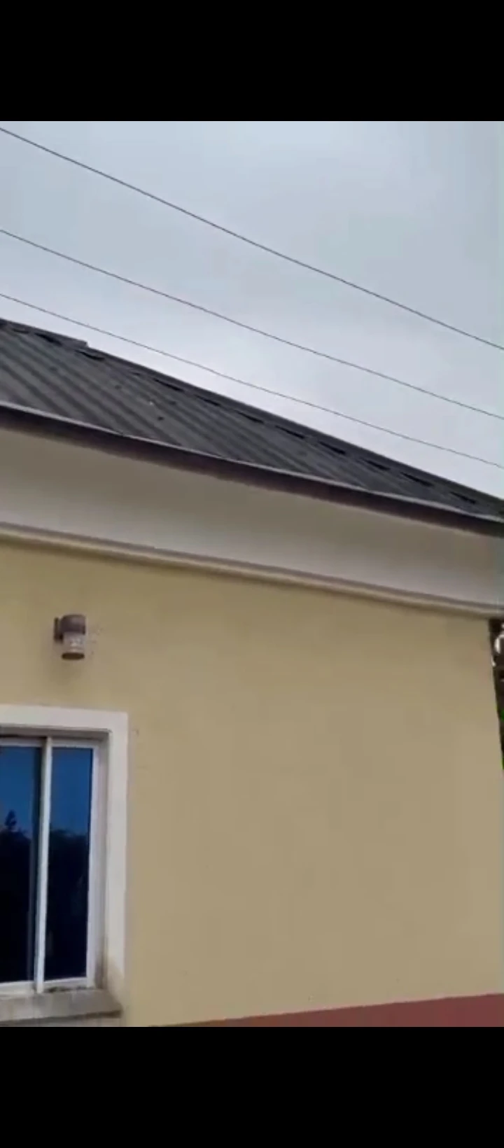 Hall for Sale in Etete layout, Edo - Image 3