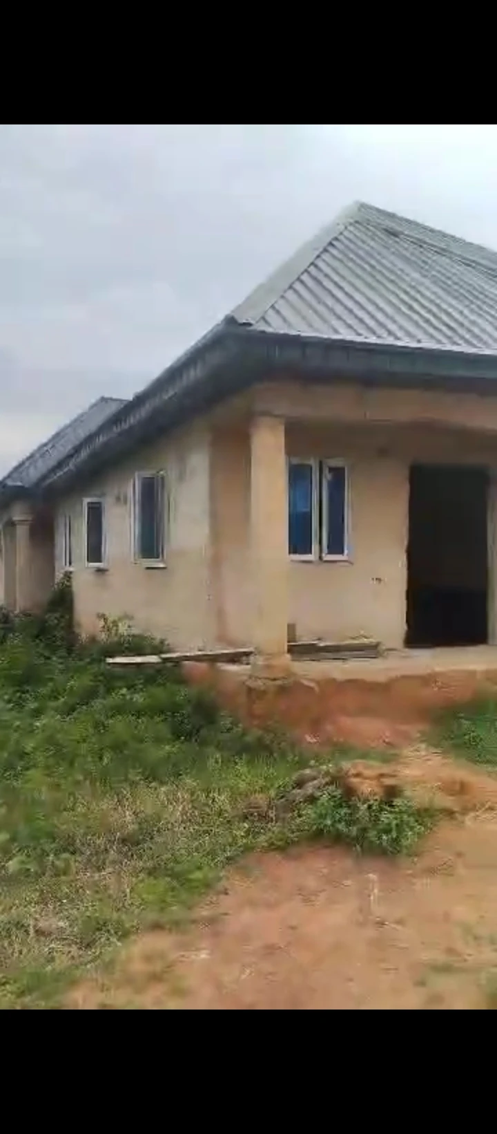 Uncompleted Building for Sale in Iyanomo sapele road bypass, Edo - Image 5