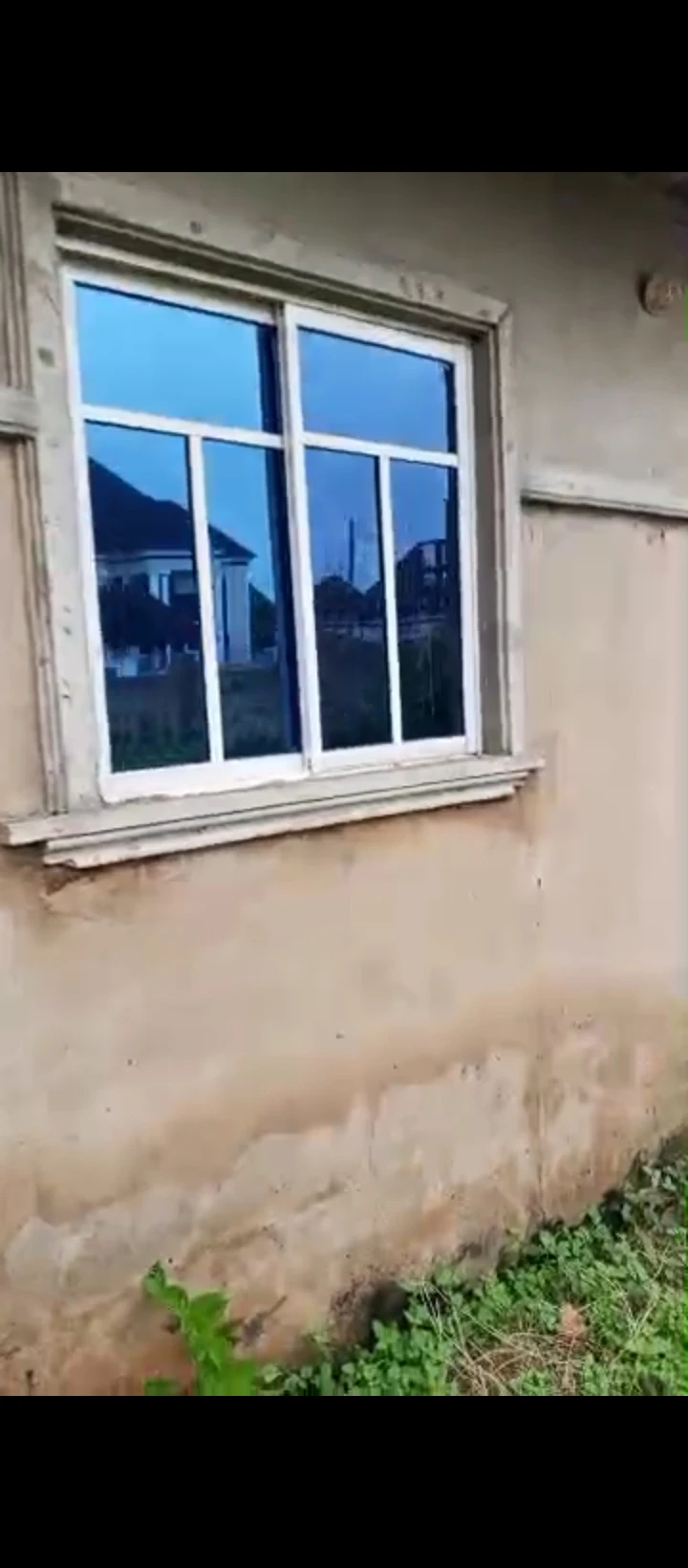 Bungalow for Sale in Okhoromi airport road, Edo - Image 2