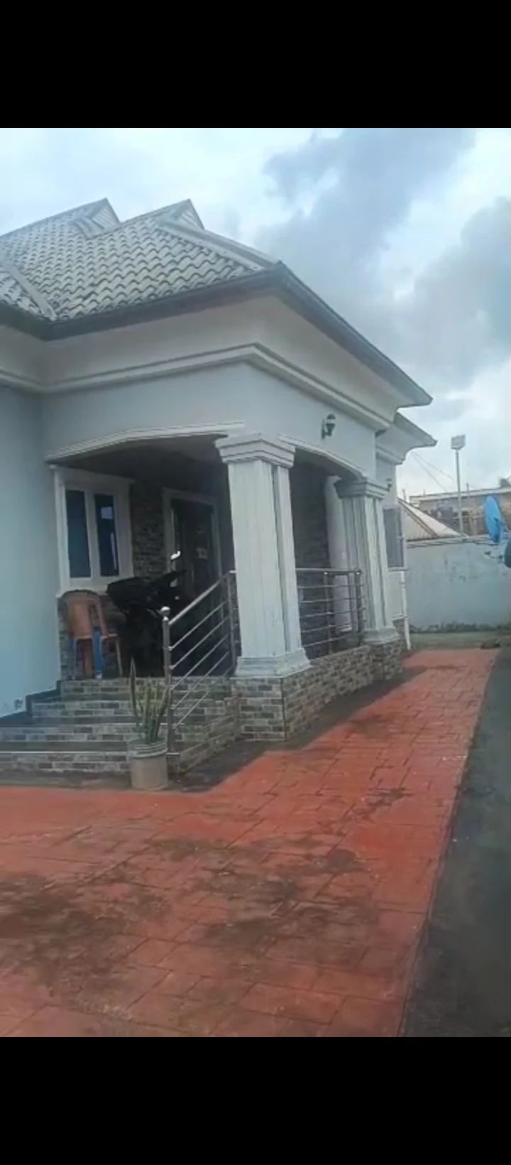 3 Bedroom Flat for Sale in Obagie sapele road, Edo - Image 2