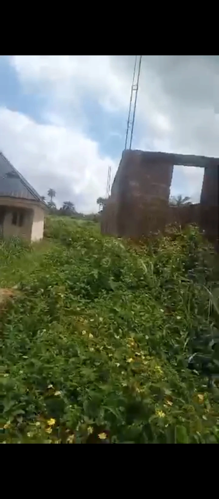 Uncompleted Building for Sale in Obviogie Benin Lagos road, Edo - Image 1
