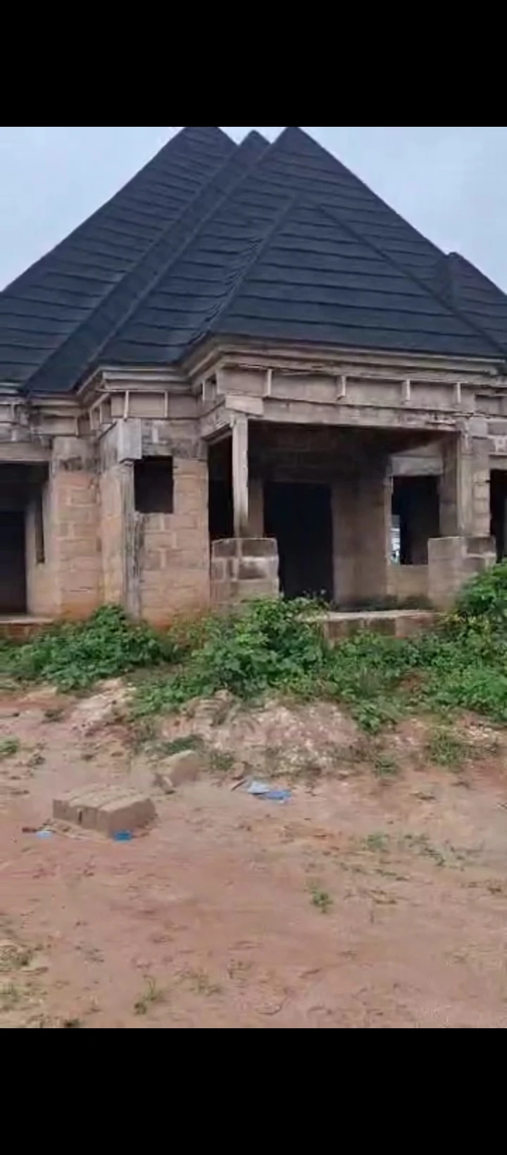 Bungalow for Sale in Abuja quarters Amagba, Edo - Image 1