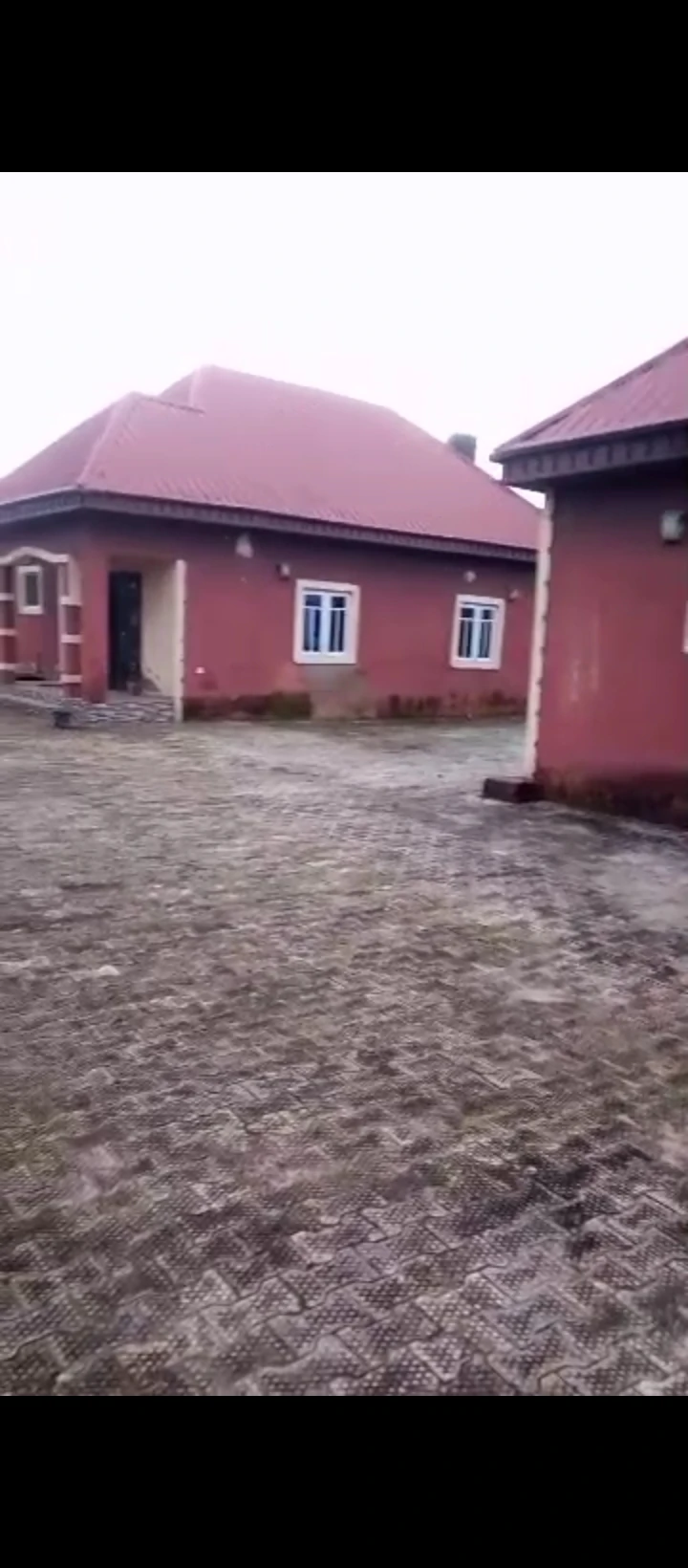 2 Bedroom Flat for Sale in Sapele road back of winners, Edo - Image 4