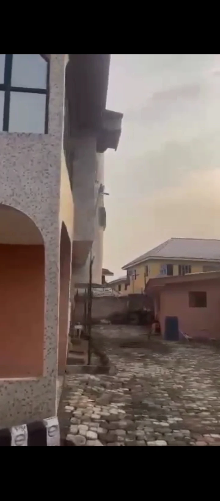 Duplex for Sale in Airport road, Edo - Image 3