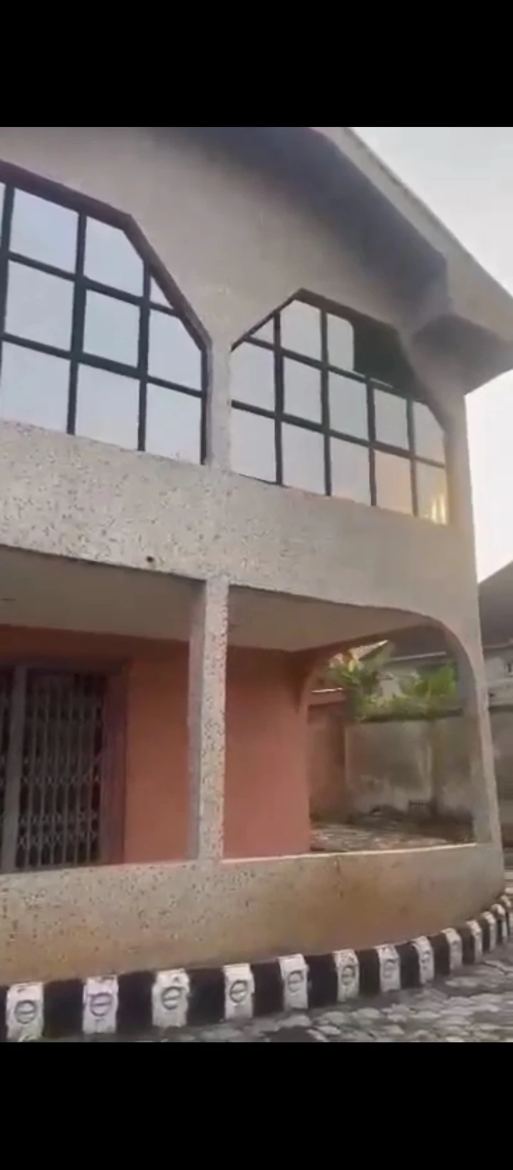 Duplex for Sale in Airport road, Edo - Image 4