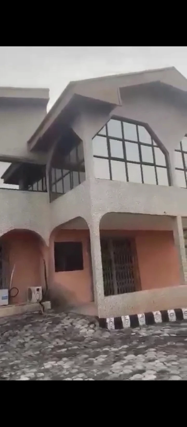 Duplex for Sale in Airport road, Edo - Image 5