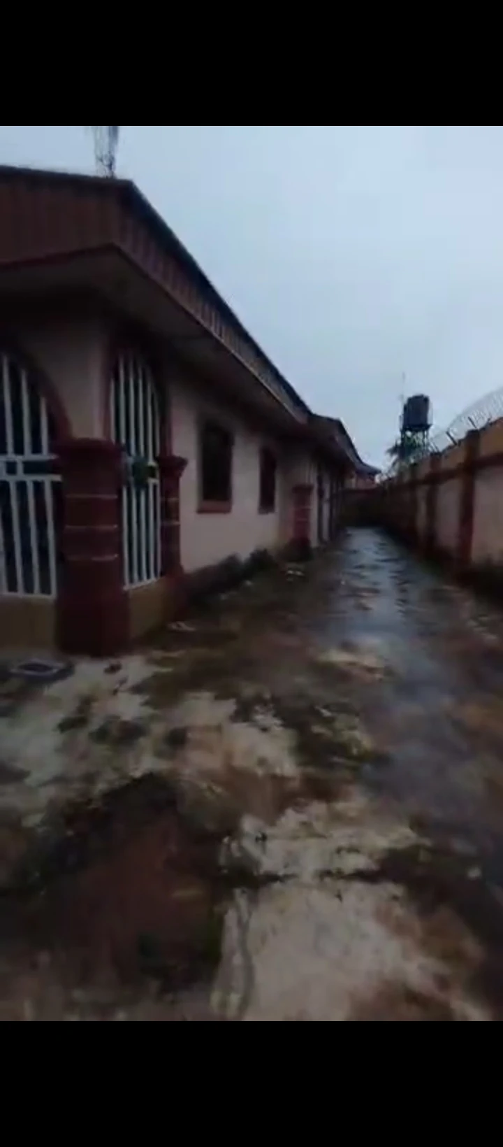 3 Bedroom Flat for Sale in Isihor, Edo - Image 2
