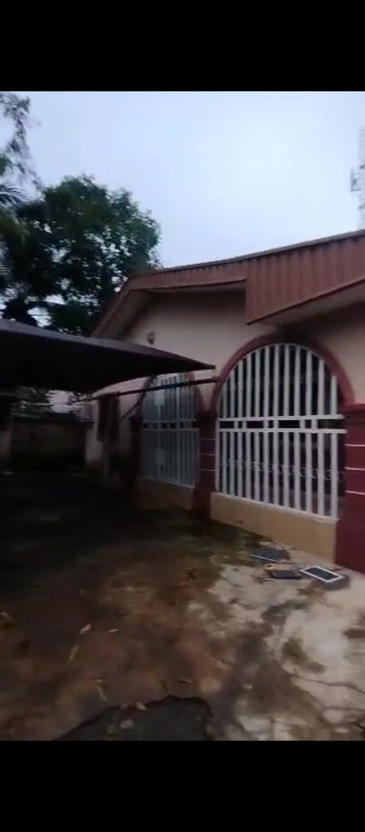 3 Bedroom Flat for Sale in Isihor, Edo - Image 1
