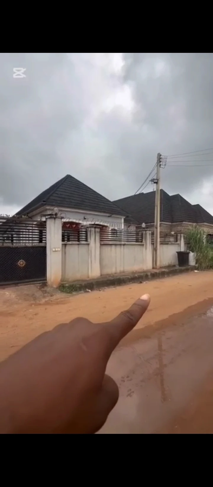 2 Bedroom Flat for Sale in Isihor, Edo - Image 2