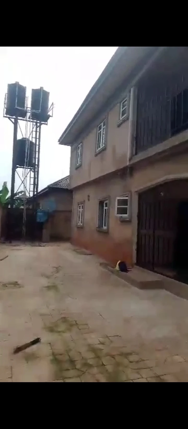 3 Bedroom Flat for Sale in Off sapele road, Edo - Image 5