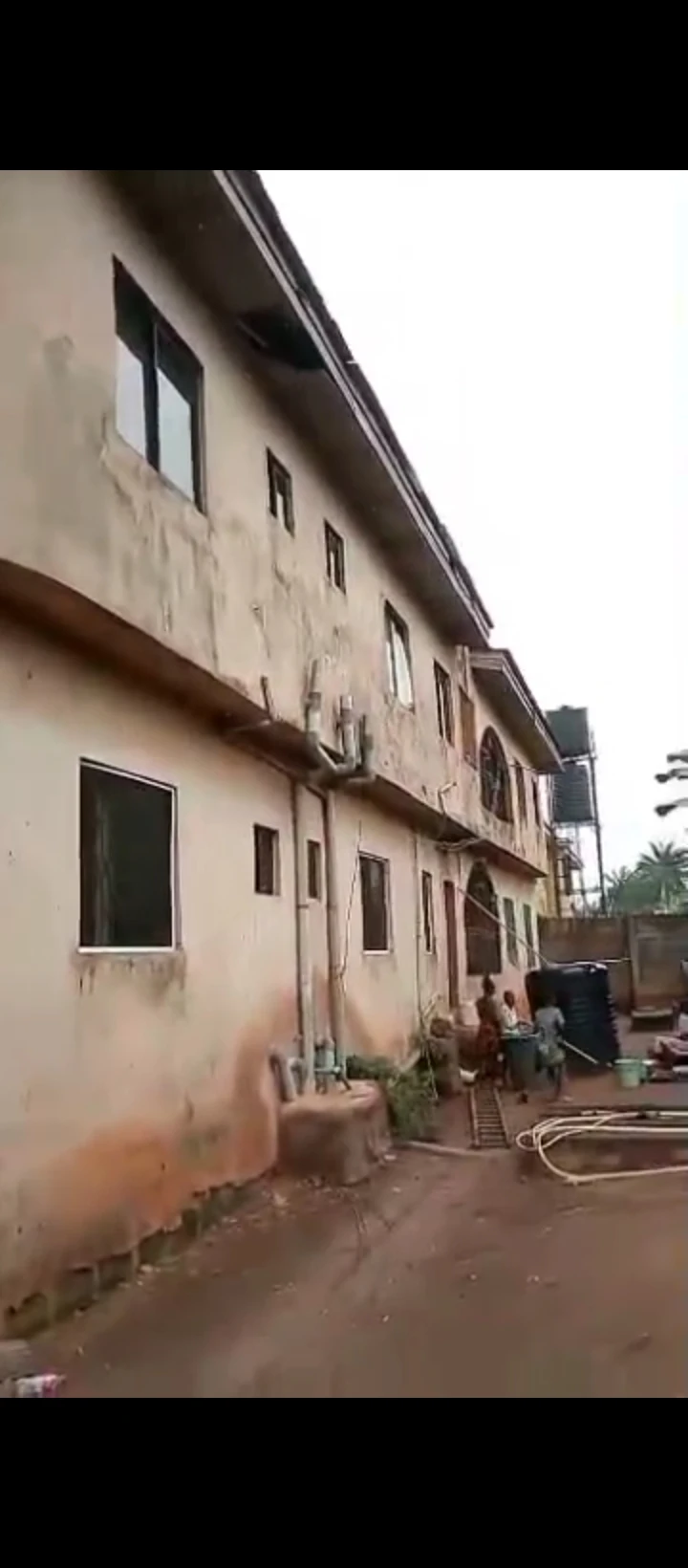 4 Bedroom Flat for Sale in Ugbowo Lagos road, Edo - Image 4