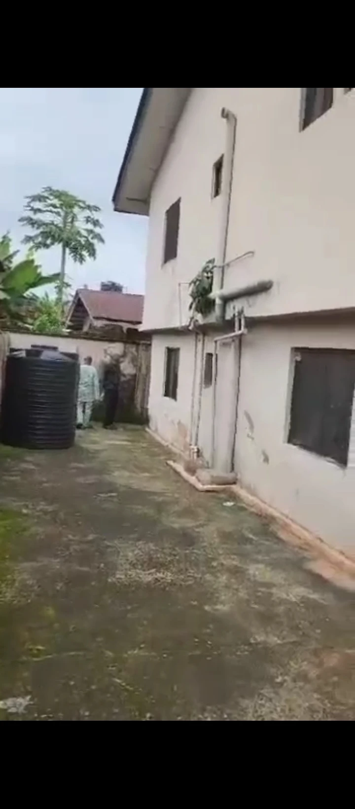 3 Bedroom Flat for Sale in Santana junction agbor park, Edo - Image 6