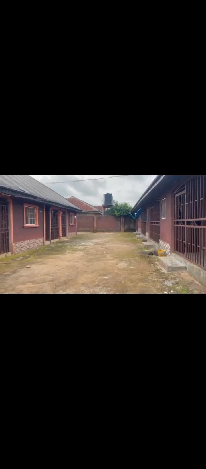 2 Bedroom Flat for Sale in Benin auchi road Eyaen, Edo - Image 2