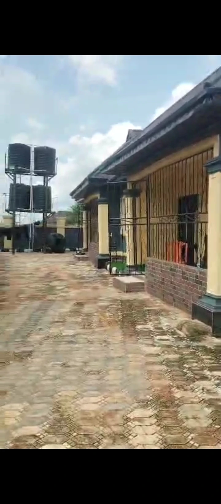 2 Bedroom Flat for Sale in Sapele road bypass, Edo - Image 4