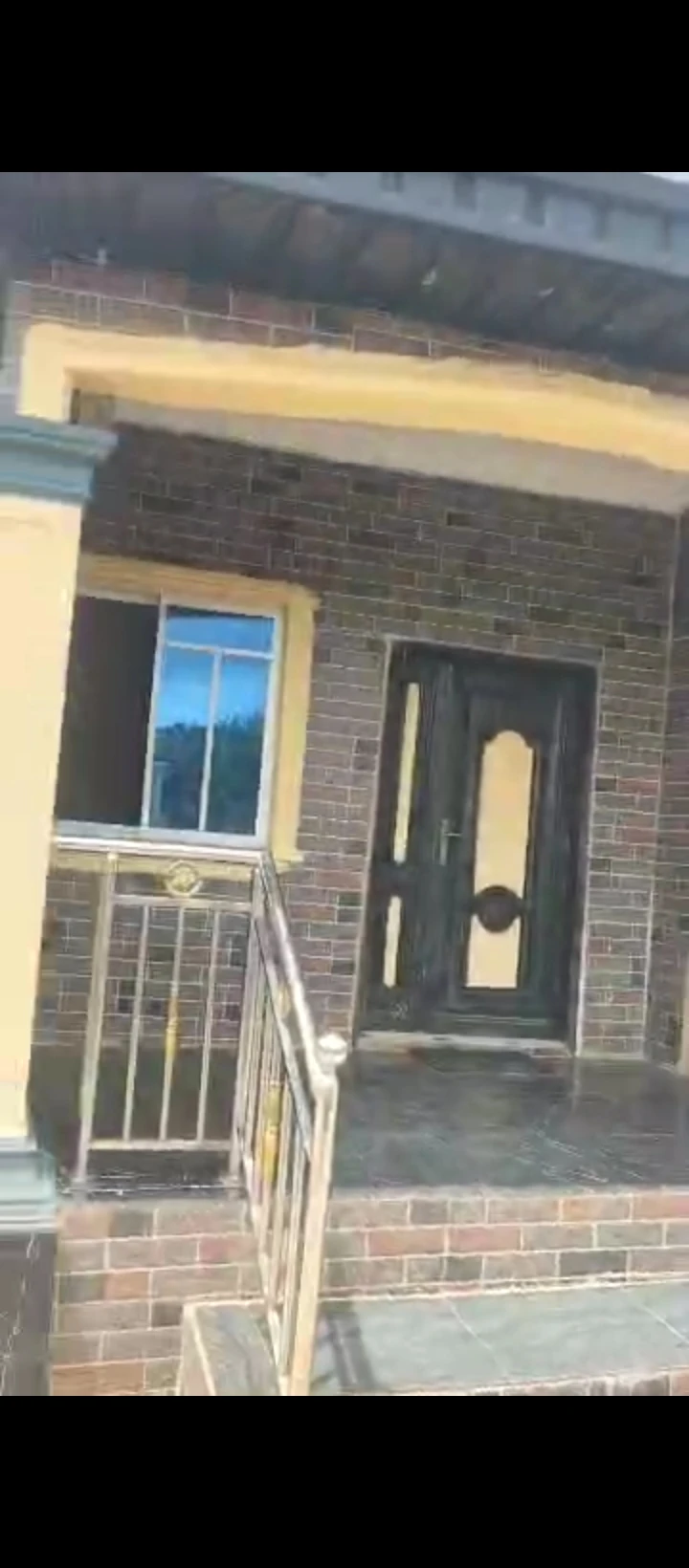 2 Bedroom Flat for Sale in Sapele road bypass, Edo - Image 2