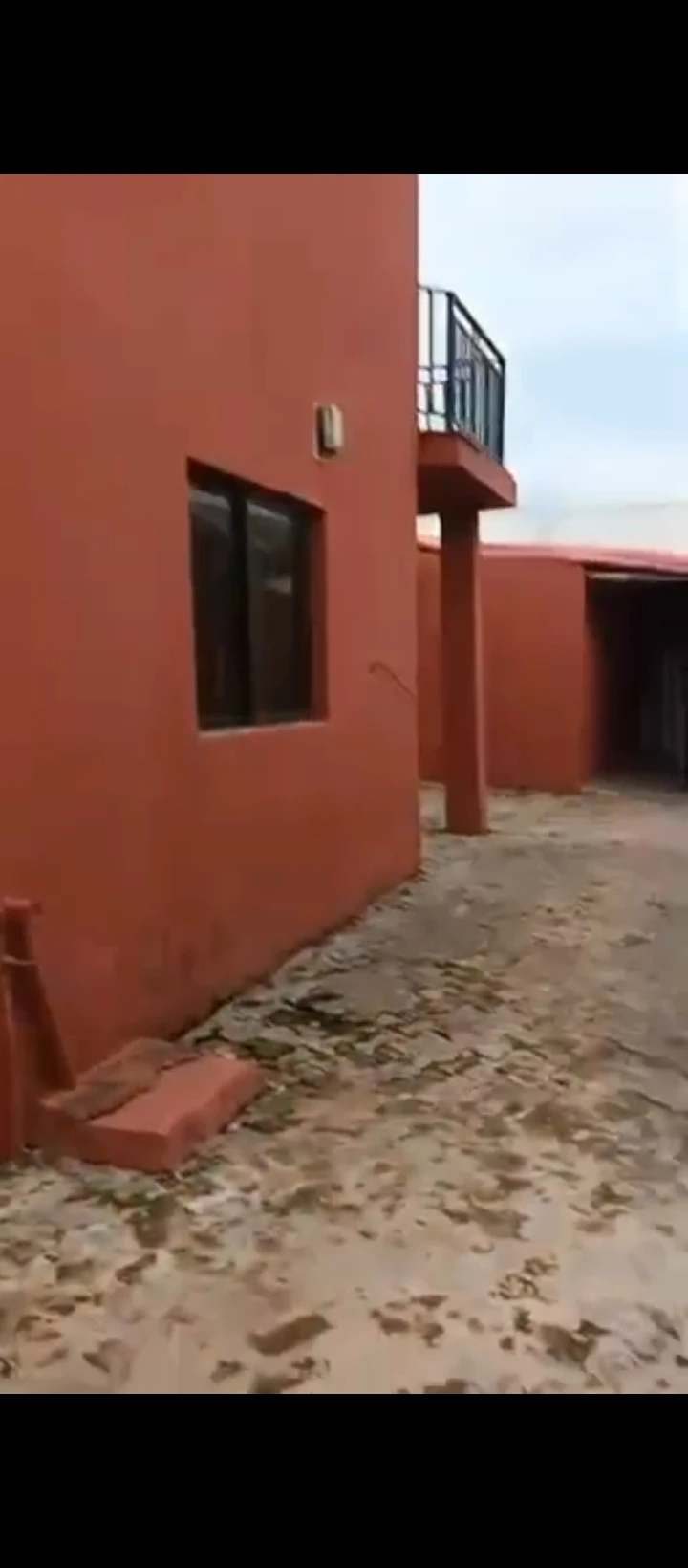 Mansion for Sale in Etete, Edo - Image 5