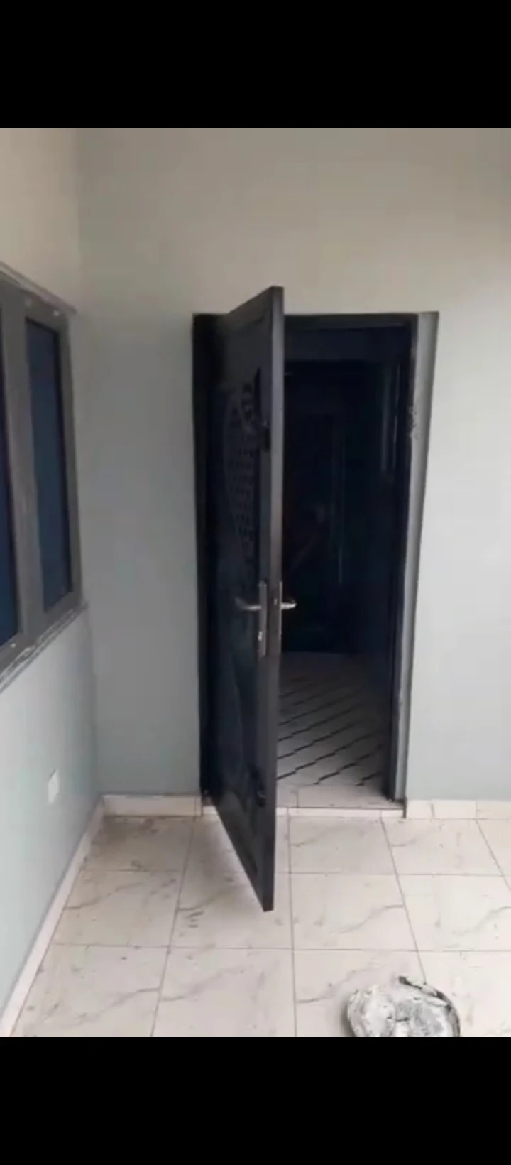 1 Bedroom Flat for Rent in Sapele road okagbare, Edo - Image 6