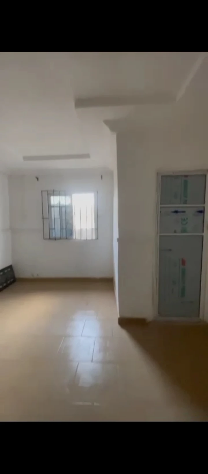 3 Bedroom Flat for Rent in Uhie sapale road, Edo - Image 2