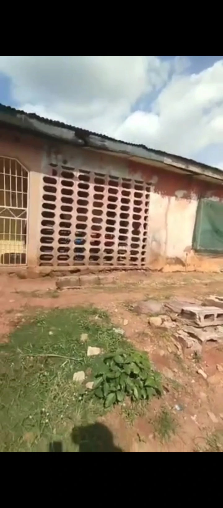 3 Bedroom Flat for Sale in Uselu, Edo - Image 1